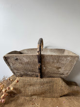 Load image into Gallery viewer, Beautiful Traditional Large French Wooden Trug
