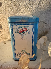 Load image into Gallery viewer, Chocolat Menier Chocolat en Poudre Canister
