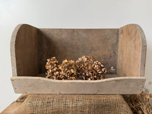 Load image into Gallery viewer, French Vintage Wooden Washbox
