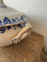 Load image into Gallery viewer, French Ironstone Sarreguimes Vichy Soupiere
