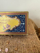 Load image into Gallery viewer, French Vintage Roger &amp; Gallet Lavender Soapbox
