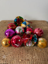 Load image into Gallery viewer, Set of 9 Vintage Glass Baubles
