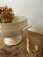 Load image into Gallery viewer, Simple Off White Choisy de Roi French Soupiere

