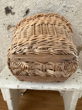 Load image into Gallery viewer, French Wicker Mini Champagne Crate
