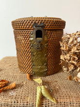 Load image into Gallery viewer, Chinese Wicker Woven Teapot Basket
