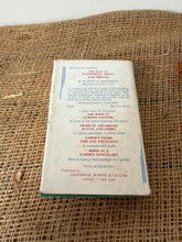 Load image into Gallery viewer, 1959 Observers Book of Garden Flowers
