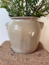 Load image into Gallery viewer, Large Neutral with Grey Tones Confit Pot
