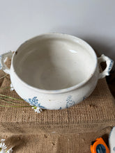 Load image into Gallery viewer, French Gentle Blue and White Bird Soupiere
