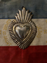 Load image into Gallery viewer, Vintage Sacred Heart
