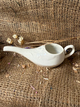 Load image into Gallery viewer, French White Vintage Canard
