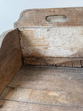 Load image into Gallery viewer, French Gnarly Rustic Washbox
