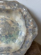 Load image into Gallery viewer, Beautiful Blue and White  Buttery Footed Ironstone Dish
